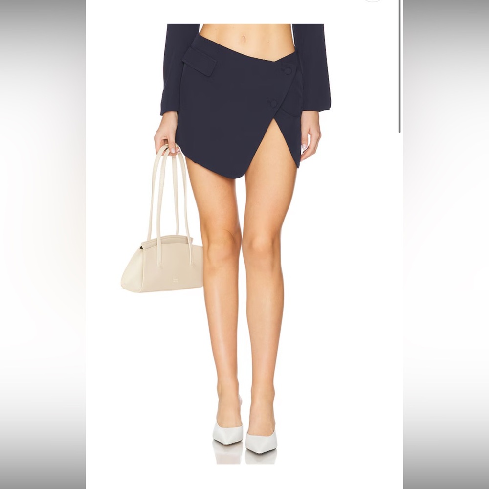 Tarryn Mini Skirt in Navy